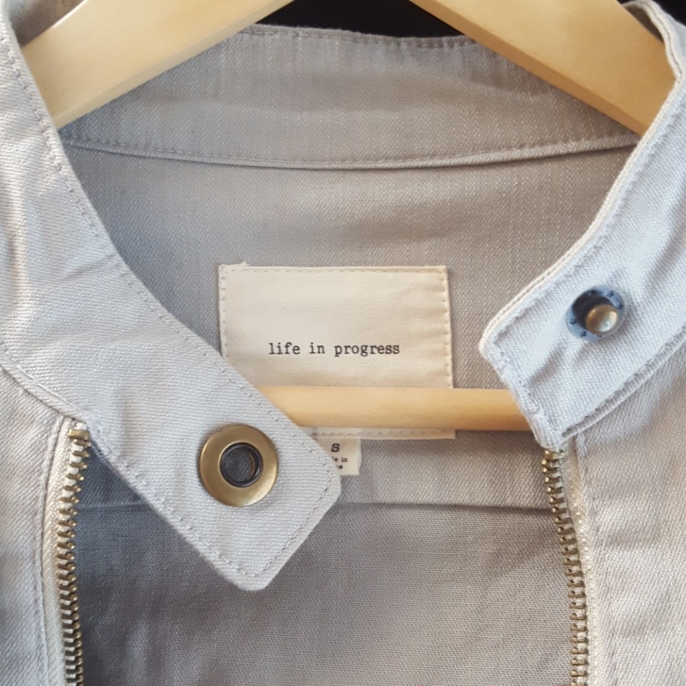 Jacket - Picture 3 of 3